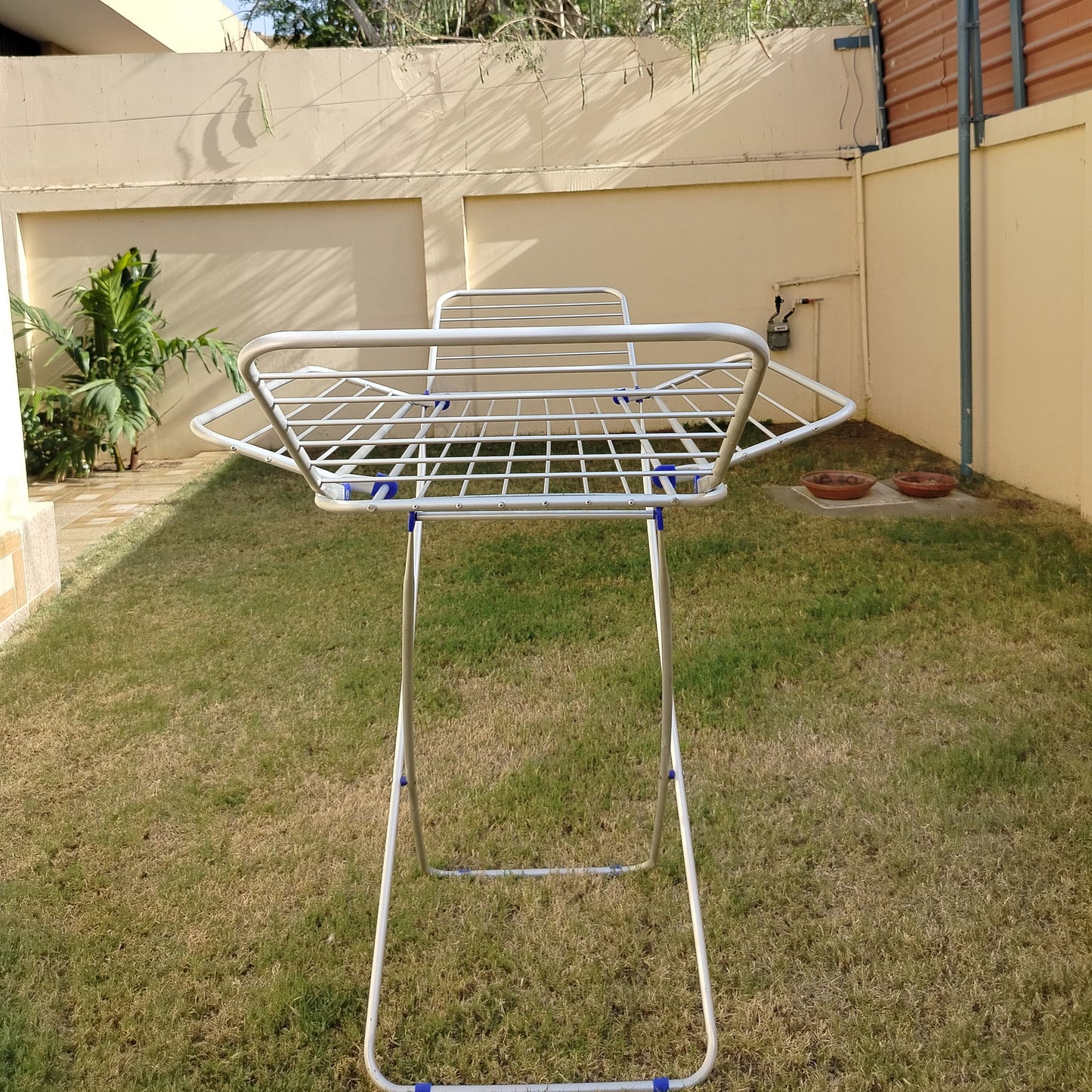 4 Wings Light: Flower Style Clothes Dryer Stand by Auctor store