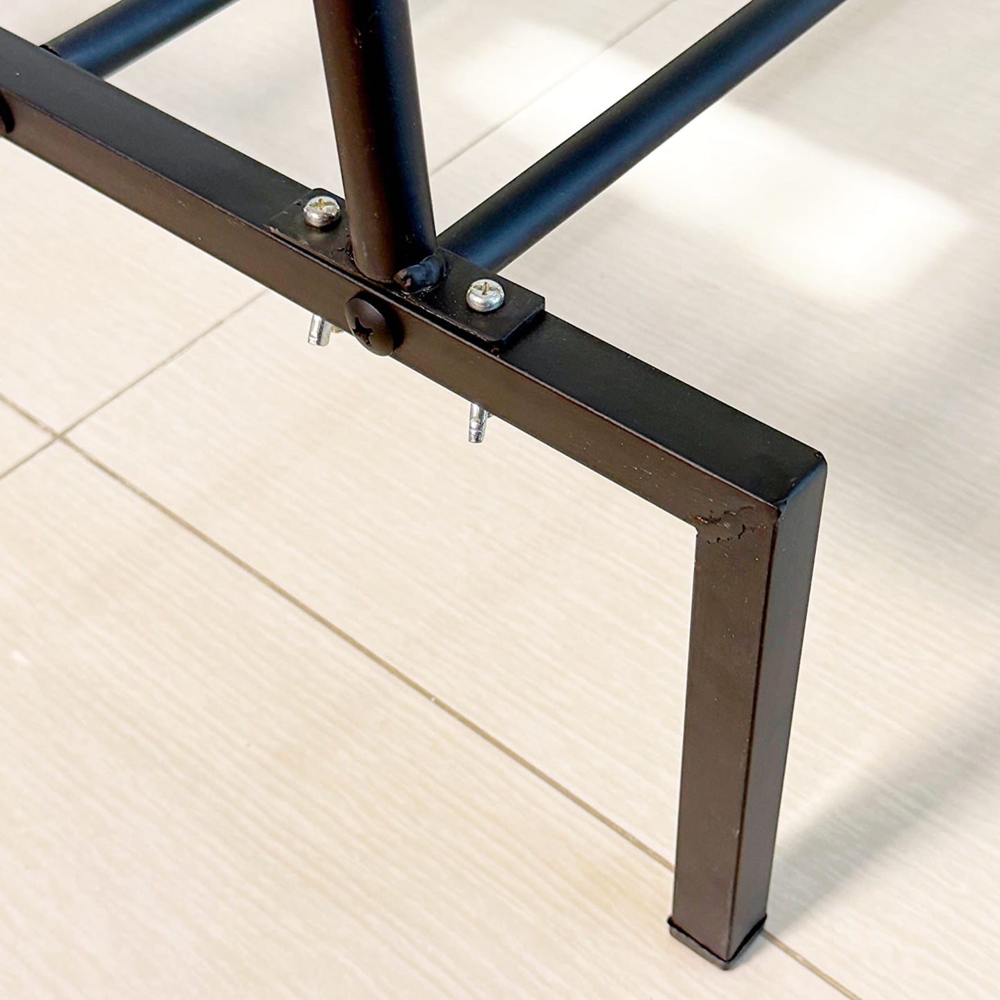 Metal cloths hanging stand by Auctor store